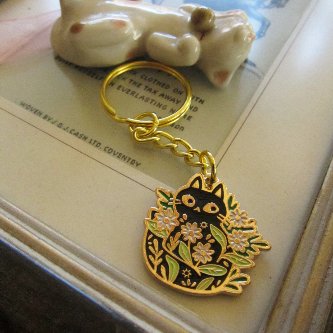 Garden Kitty Enamel Gold Keychain